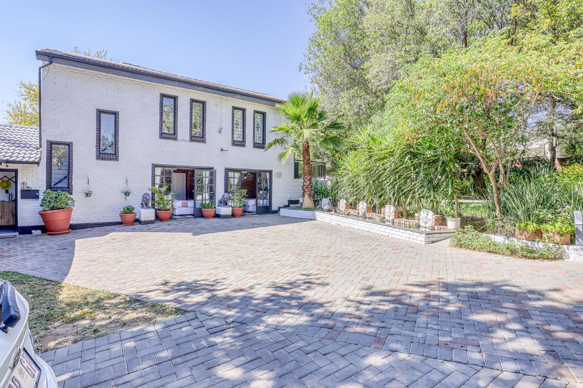 The Bedford Manor Centurion Exterior foto