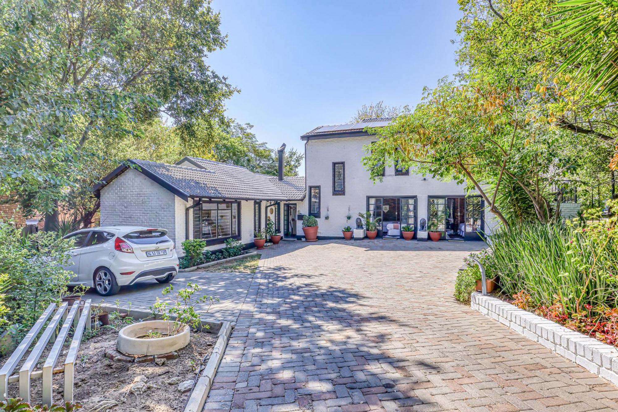 The Bedford Manor Centurion Exterior foto